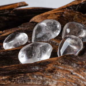 quartz cristal de roche pierre roulée