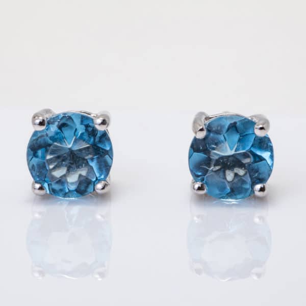 Quartz bleu boucles d'oreilles