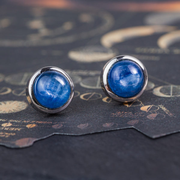 cyanite boucles d'oreilles 10mm