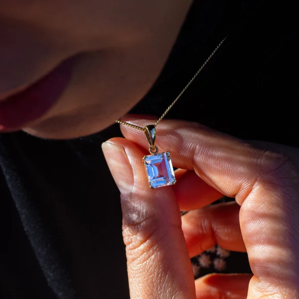 Pendentif en topaze blanche et or GLOW