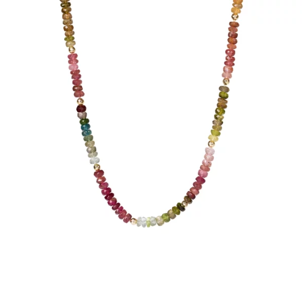collier en tourmaline rose et verte photo sur fond blanc