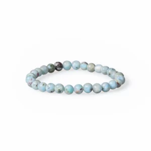 Bracelet en larimar 6mm, photo sur fond blanc