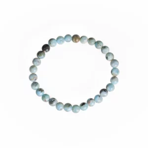 Bracelet en larimar 6mm, photo sur fond blanc vue de haut